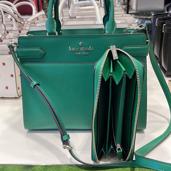 Kate Spade staci medium satchel
&
KSNY Staci Large Continental Wallet
Green Bean - Picture 5 of 16